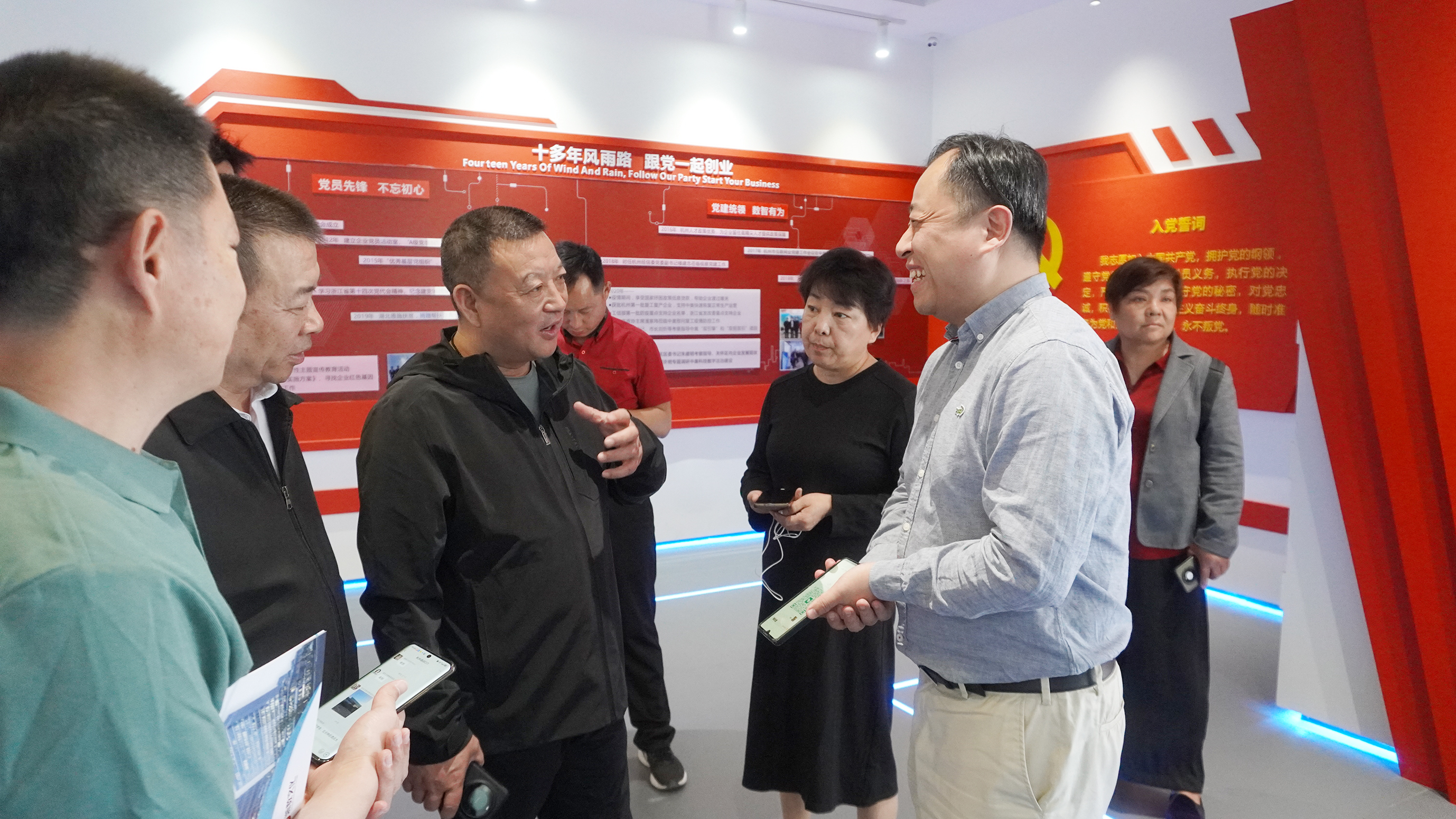 新疆阿克蘇工商聯(lián)杜鋒云副主席一行來訪中奧視察